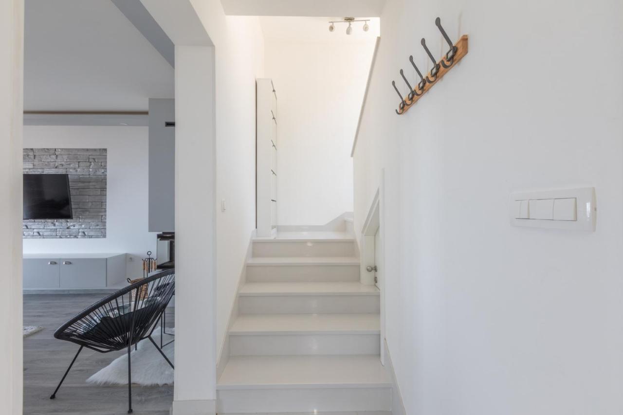 Luxury Holiday Home Dioniz Podgora Exteriör bild