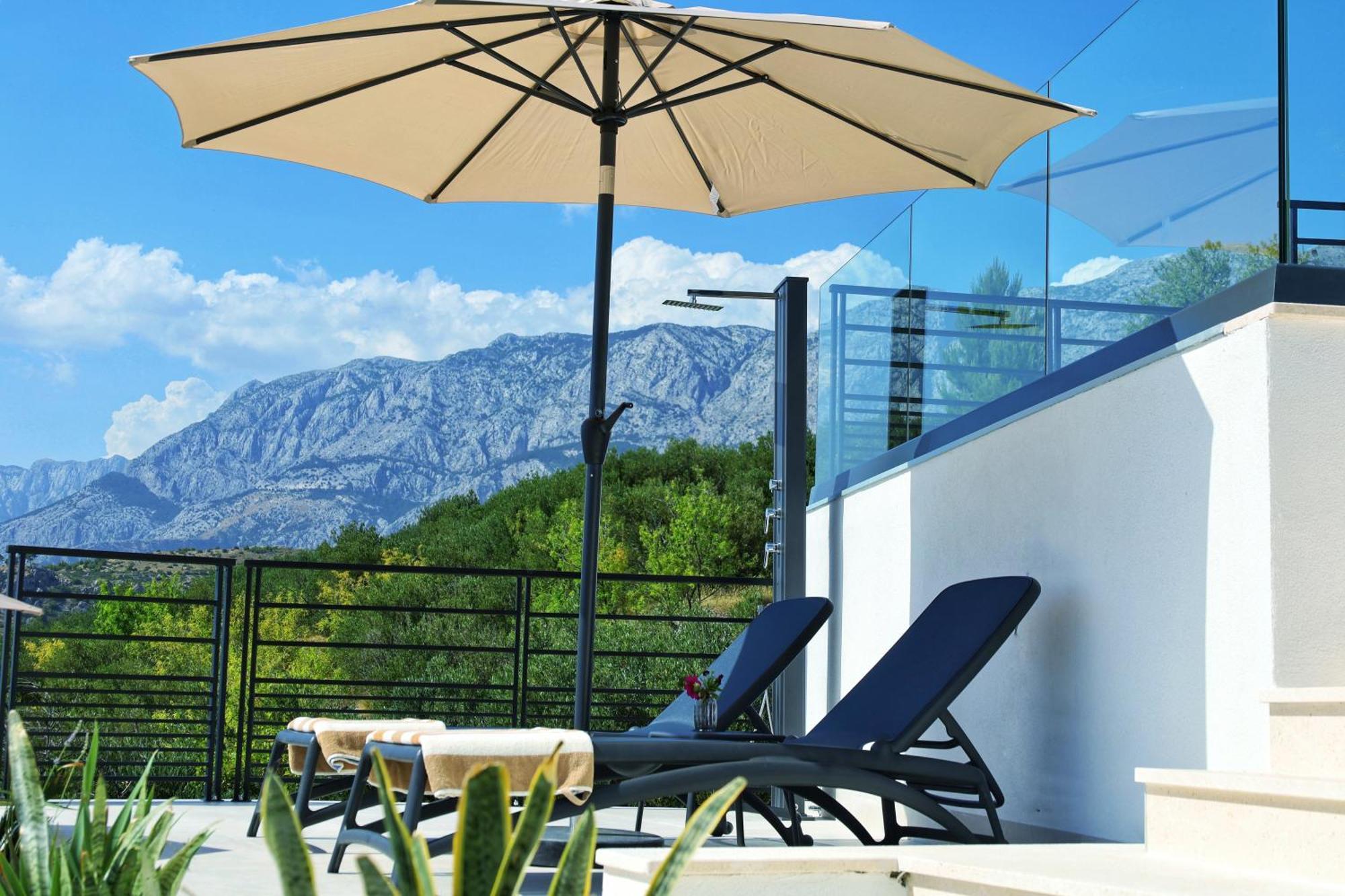 Luxury Holiday Home Dioniz Podgora Exteriör bild